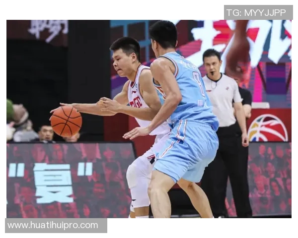 托马斯三分不中曾凡博反篮未能及时得分比赛悬念再起