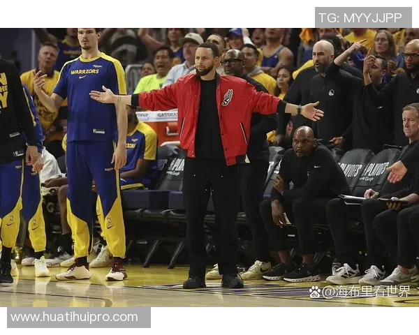 库里谈新赛季目标强调团队心态建设与胜利信念的重要性